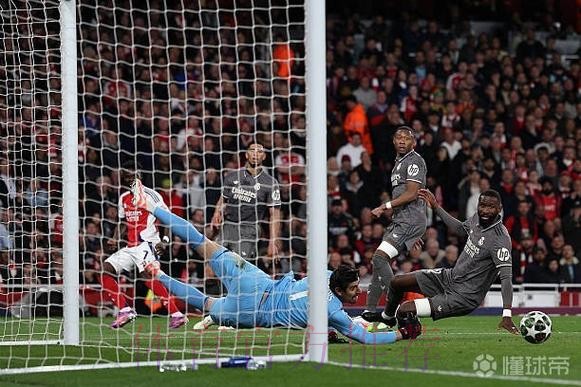 西甲-库尔图瓦6扑救!皇马残阵0-0赫塔菲 差马竞3分 西甲-库尔图瓦6扑救!皇马残阵0-0赫塔菲 差马竞3分