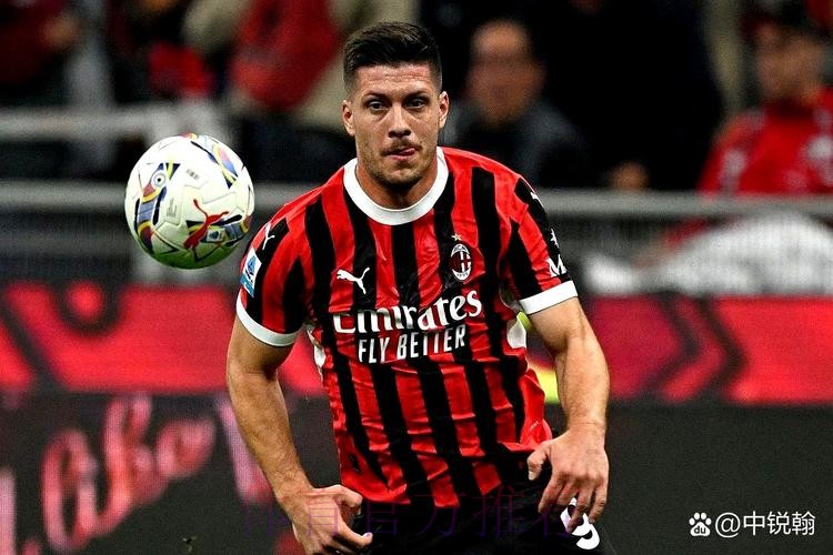 皇马追求法比安 可能把约维奇等人加入到交易中